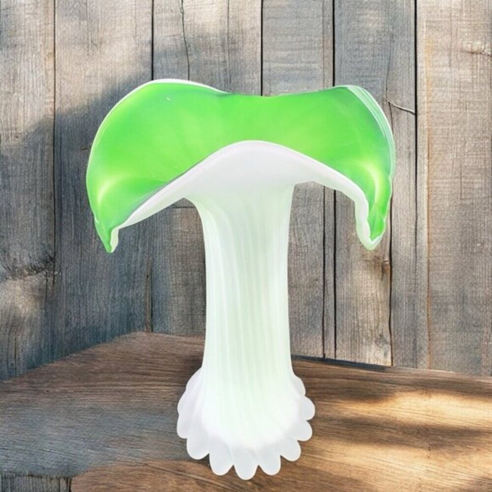 1970s Frosted Green Leaf Shaped Top Glass Vase Vessel Jack In The Pulpit Vintage